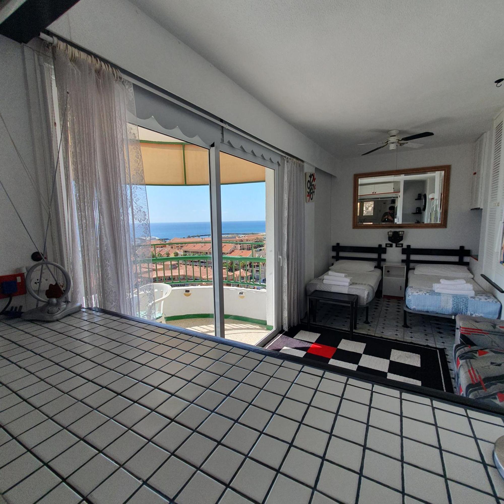 Panoramic Seaview Las Vistas Beach Studio Apartment Arona  Zewnętrze zdjęcie